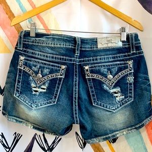 Miss Me Shorts Size 31